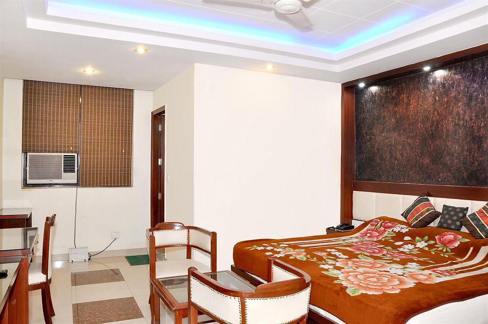 Oyo 3472 Hotel Rama Inn New Delhi Exterior foto